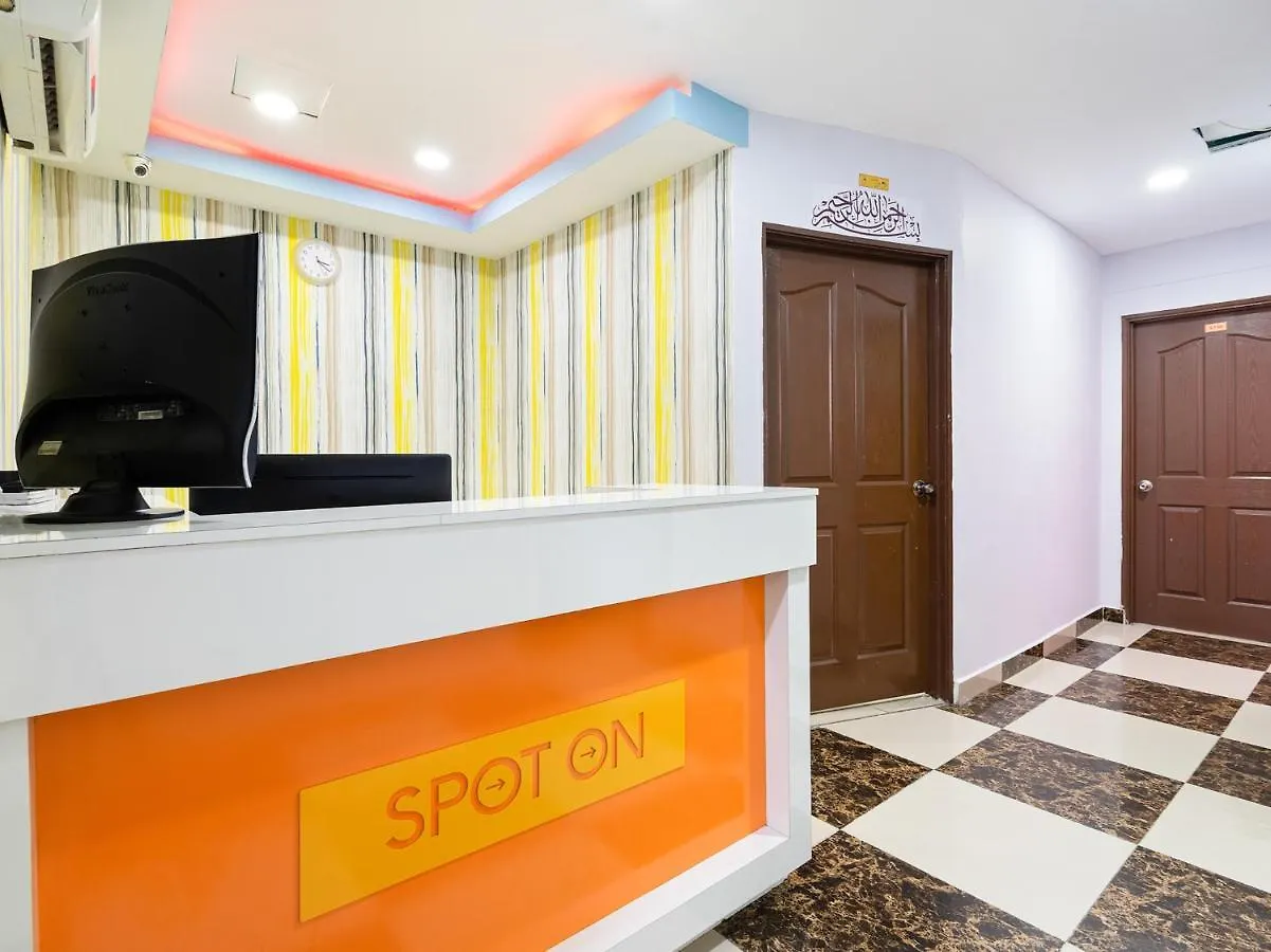 Spot On 89616 My Trillion Hotel Kuala Lumpur 2*,
